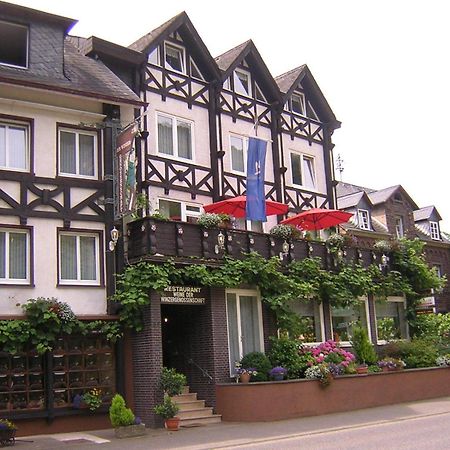 Hotel Zur Winzergenossenschaft Ернст Екстер'єр фото